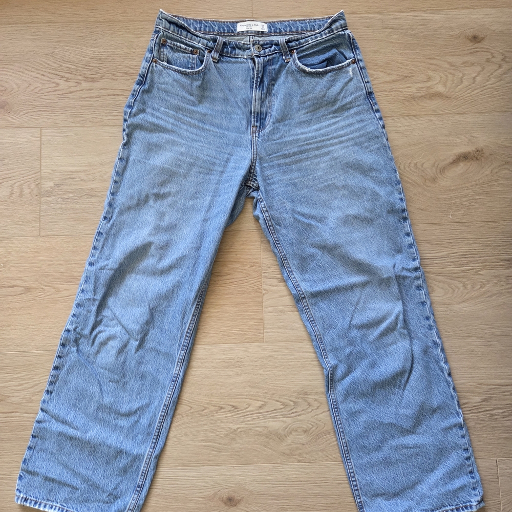 Abercrombie & Fitch High Rise Light Blue Straight Jeans